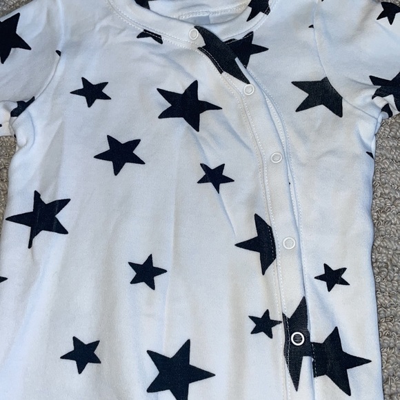 Nordstrom Baby Star Print Footie- 3 months - Picture 2 of 6